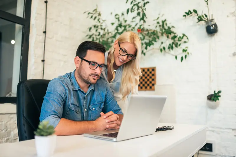 Portrait d’un membre de l’équipe, mettant en avant l’expertise et le dynamisme du groupe